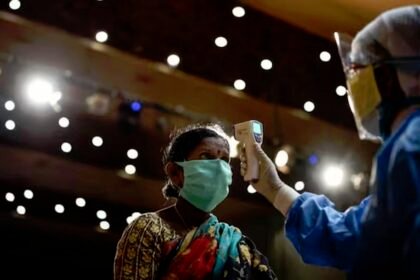 कोरोना पकड़ रही रफ्तार, मिले 300 नए केस, देश में कुल 2669 सक्रिय मामले