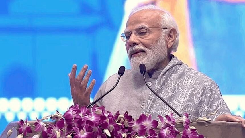 पीएम मोदी ने की बड़ी घोषणा: ड्राईवरों के लिए हाईवे किनारे बनाएंगे 1000 आधुनिक विश्राम गृह, योजना पर काम शुरू