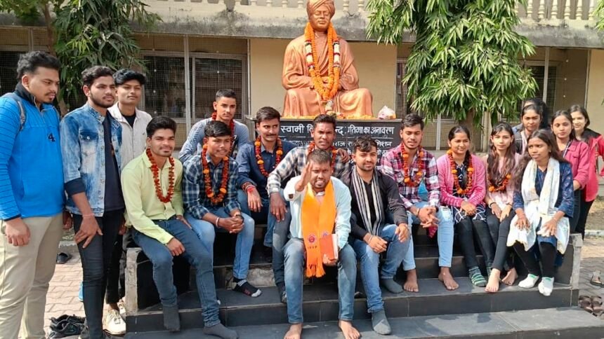 कल्याण कॉलेज में एबीवीपी का गठन, अनुराग बने अध्यक्ष