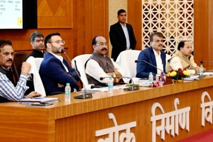 उपमुख्यमंत्री साव का सख्त निर्देश, निर्माण कार्यों के लिए नहीं मिलेगा एक्स्ट्रा टाईम, हुई देरी तो अधिकारियों पर गिरेगी गाज