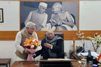 अरूण वोरा ने की खरगे व माकन से मुलाकात, लोकसभा चुनाव और प्रादेशिक संगठन को मजबूत बनाने पर चर्चा