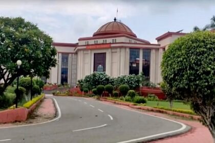 हाईकोर्ट का सवाल: बिलासपुर-दिल्ली उड़ान के लिए रूट निर्धारित क्यों नहीं हो पाया, एक फरवरी को अगली सुनवाई