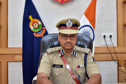 Big News: जिले के 25 पुलिस अधिकारी-कर्मचारियों का स्थानांतरण, स्वयं के आवेदन पर पहली बार हुआ ट्रांसफर, देखें सूची