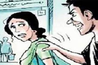 Crime News: बहु पर हुई ससुर की नियत खराब, पति को बताई आपबीती और कर दी हत्या