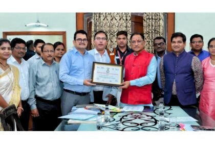 राष्ट्रीय स्तर पर फिर मिली उपलब्धि: आउटस्टैण्डिंग कम्यूनिटी बेस्ड ग्रीन एनर्जी प्रोजेक्ट में विजेता बना छत्तीसगढ़