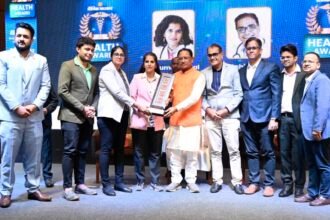 सीएम साय ने हेल्थ अवार्ड में चिकित्सकों को किया सम्मानित, कहा-मेडिकल कॉलेज का 1200 बिस्तर अस्पताल में होगा उन्नयन