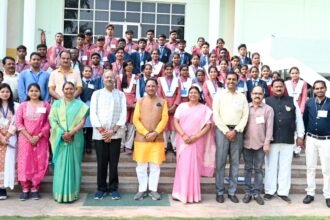 इसरो और आईआईटी मद्रास का भ्रमण कर लौटे स्कूली बच्चे, छत्तीसगढ़ विधानसभा की देखी कार्रवाई, सीएम साय से साझा किये अनुभव