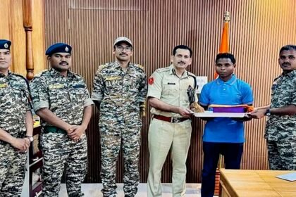 आठ लाख का इनामी नक्सली सम्मैया सोड़ी ने किया आत्मसमर्पण, कई वारदातों में रहा है शामिल