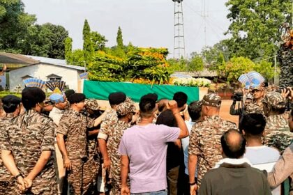 शहीद जवान को दी गई श्रद्धांजलि, गॉड ऑफ ऑनर के साथ दी अंतिम विदाई