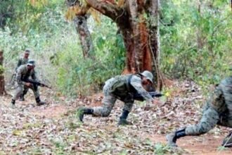 Encounter: सुरक्षाबलों और नक्सलियों के बीच मुठभेड़: 13 माओवादियों के शव बरामद, सर्चिंग जारी