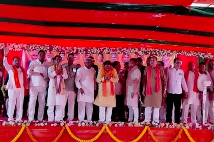 न आरक्षण खत्म होगा और न महतारी वंदन बंद होगा-सीएम साय, नरेन्द्र मोदी की तीसरी बार पीएम बनाने की अपील