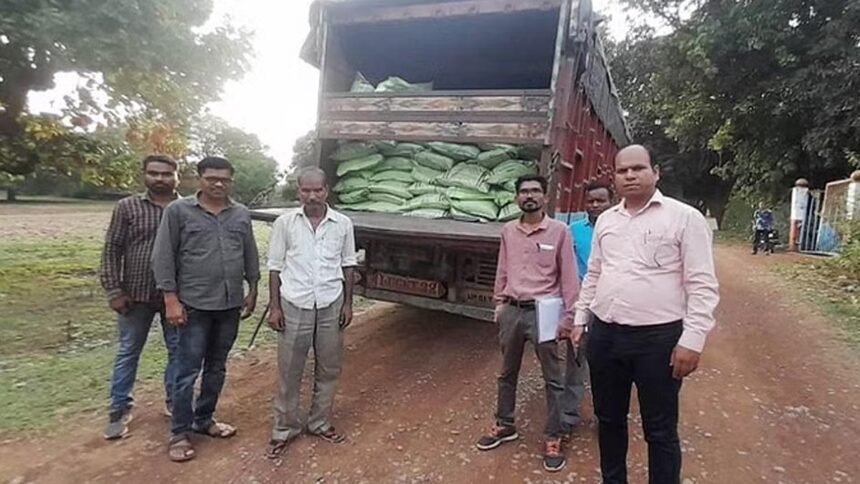अवैध उर्वरक का परिवहन, किसानों को बेचने के लिए लाया गया 600 बोरी डीएपी खाद जब्त