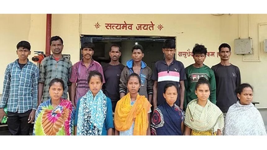 सुरक्षाबलों को मिली बड़ी कामयाबी, 41 लाख के इनामी 14 नक्सली गिरफ्तार, विस्फोटक और अन्य सामान बरामद