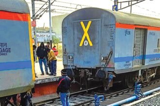 शंटिंग स्टॉफ पर मेहरबान हुआ रेलवे, सुरक्षा उपकरणों के साथ ही मिलेंगे रेनसूट, जैकेट, सेफ्टी बूट और टार्च