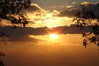 Weather Update: छत्तीसगढ़ के कई जिलों में बारिश की संभावना, दुर्ग सहित इन संभागों में चढ़ेगा पारा