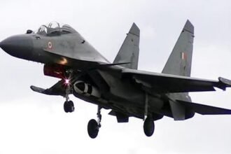 नासिक में बड़ा हादसा, भारतीय वायुसेना का सुखोई लड़ाकू विमान दुर्घटनाग्रस्त