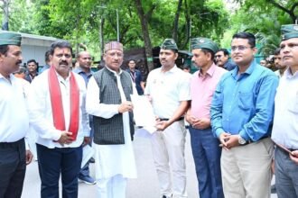 मुख्यमंत्री को कारगिल विजय दिवस में शामिल होने का निमंत्रण