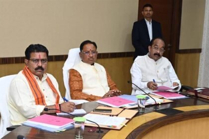 वर्षांत तक टल गया मंत्रिमंडल विस्तार? दो मंत्रियों व विधानसभा उपाध्यक्ष को लेकर भाजपा में खामोशी