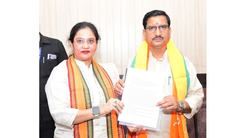 केंद्रीय मंत्री से जल जीवन मिशन से छग के शहरों को भी जोड़े जाने की गुजारिश की-रत्नावली