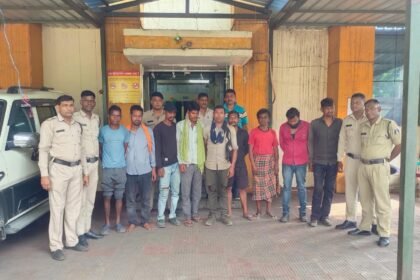 पुलिस अधीक्षक के निर्देश पर पूरे जिले में चला अभियान, ताबड़तोड़ कार्यवाही में कुल 131 स्थायी एवं वारंटी गिरफ्तार