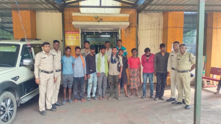 पुलिस अधीक्षक के निर्देश पर पूरे जिले में चला अभियान, ताबड़तोड़ कार्यवाही में कुल 131 स्थायी एवं वारंटी गिरफ्तार