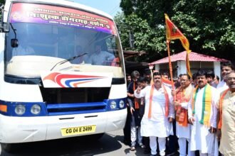 बम्लेश्वरी दर्शन यात्रा को सीएम साय ने दिखाई हरी झंडी, 5 दिनों तक रोजाना चलेंगी 4 बसें