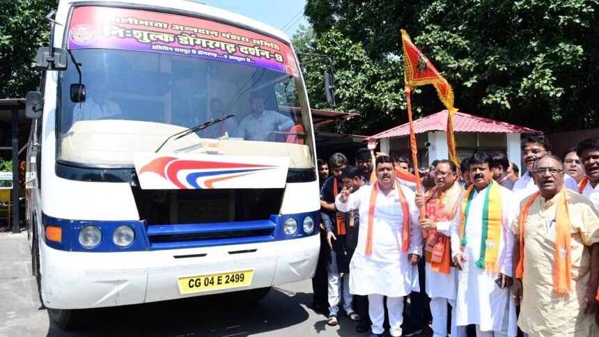 बम्लेश्वरी दर्शन यात्रा को सीएम साय ने दिखाई हरी झंडी, 5 दिनों तक रोजाना चलेंगी 4 बसें