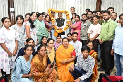 दिवंगत पंचायत शिक्षकों के परिजनों को लम्बे संघर्ष के बाद मिला सुखद परिणाम, अनुकंपा नियुक्ति से खिले चेहरे