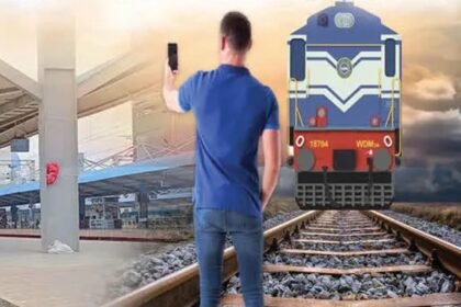 ट्रेन में रील्स बनाने वालों की अब खैर नहीं, रेलवे ने जारी किया ये आदेश