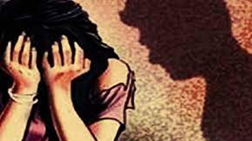 पिता की हैवानियत: कलयुगी बाप बना रहा था तीन बेटियों को हवस का शिकार, एक लड़की का हो चुका है चार बार गर्भपात, आरोपी गिरफ्तार!