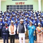 सुकमा के ग्रामीणों ने पहली बार राजधानी का किया भ्रमण, विधानसभा कार्यवाही देखकर हुए उत्साहित