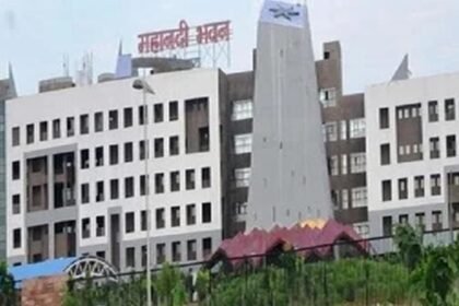 CG Big Breaking: होली के पहले सरकारी कर्मचारियों को सौगात, महंगाई भत्ता 53 फीसदी करने का आदेश जारी