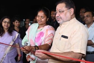 राजधानी रायपुर में महिला मड़ई का शुभारंभ, मंत्री लक्ष्मी राजवाड़े ने स्टॉलों का किया अवलोकन