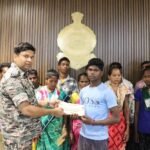 हथियार के साथ आत्मसमर्पण करने वाले नक्सलियों को छत्तीसगढ़ सरकार देगी लाखों रूपए