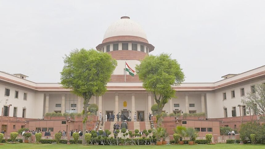 सुप्रीम कोर्ट का अहम फैसला: सिविल जज बनने के लिए तीन साल बतौर वकील प्रैक्टिस जरूरी