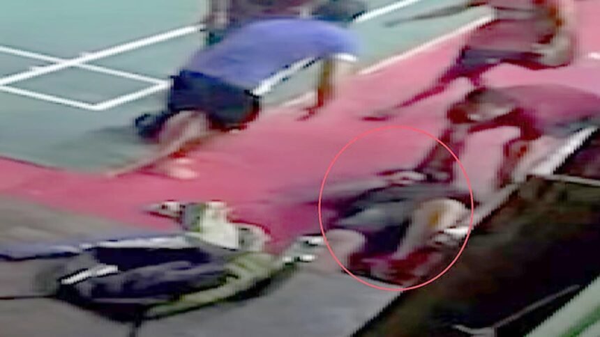 बैडमिंटन खेलकर आराम करने बैठा भिलाई का युवक, बैठे-बैठे जमीन पर गिरा और चली गई जान