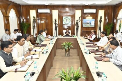 CG Cabinet Meeting: रूफटॉप संयंत्र लगाने मिलेगी वित्तीय सहायता, अनुकंपा नियुक्ति की कंडिका में भी संशोधन, जानिए केबिनेट में और क्या लिए महत्वपूर्ण फैसले