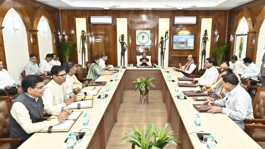 CG Cabinet Meeting: रूफटॉप संयंत्र लगाने मिलेगी वित्तीय सहायता, अनुकंपा नियुक्ति की कंडिका में भी संशोधन, जानिए केबिनेट में और क्या लिए महत्वपूर्ण फैसले