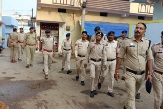 150 से ज्यादा जवानों ने घुसपैठियों के खिलाफ फिर चलाया सर्च अभियान, दुर्ग के गया नगर और नंदिनी थाना क्षेत्र खंगाले गए