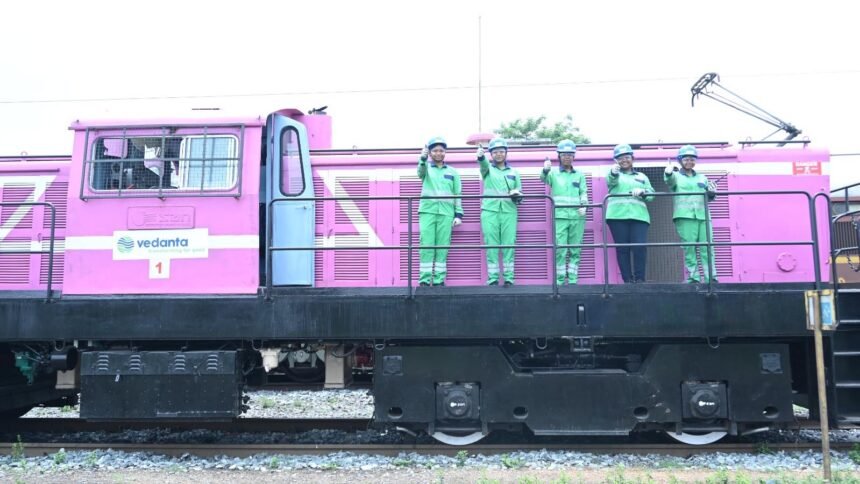वेदांता एल्यूमिनियम ने वेदांता समूह की पहली महिला लोकोमोटिव इंजन टीम की हुई नियुक्ति