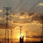 बिजली का निजीकरण: जनसुनवाई का विरोध करेंगे कर्मचारी, बिजली की दरों पर भी बात