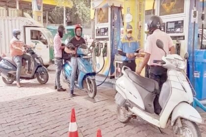 बिना हेलमेट दुपहिया वालों को पेट्रोल देने पर प्रतिबंध लागू