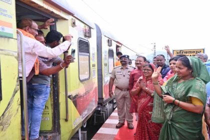 छत्तीसगढ़ से रामलला दर्शन के लिए श्रद्धालुओं की विशेष ट्रेन रवाना