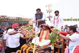 कृषि मंत्री निवास में धूमधाम और पारंपरिक अंदाज में मनाया पोरा तिहार