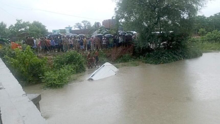 बड़ा हादसा: नहर में गिरी श्रद्धालुओं से भरी बोलेरो, 11 की मौत… मृतकों में एक ही परिवार क नौ लोग