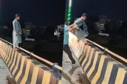 आत्महत्या की नियत से पुल पर खड़ी होकर नीचे नदी की ओर देख रही थी युवती! राहगीरों की सूझबूझ से बची जान