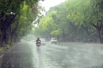 Weather Update: बिलासपुर-सरगुजा संभाग में भारी बारिश के आसार, मौसम विभाग ने दी वज्रपात की चेतावनी