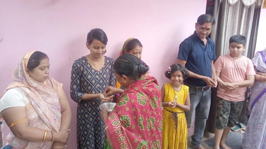 पश्चिम ओडिशा मूल के लोगों ने उत्साह से मनाया नुआखाई, ईष्ट देवी देवताओं व पितरों को नए धान का भोग लगाकर किया प्रसाद ग्रहण