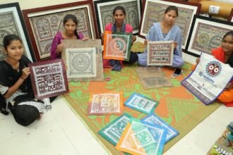 विश्व आदिवासी दिवस के मौके पर वेदांता एल्युमीनियम ने कालाहांडी के रूपान्तरण पर डाली रोशनी, यह ज़िला आदिवासी नेतृत्व में विकास के अनुकरणीय मॉडल के रूप में उभरा