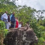 बाईक व पैदल चलकर वनमंत्री पहुंचे कच्चापाल के जलप्रपात, बनेगा पर्यटन का नया केंद्र: वन मंत्री कश्यप